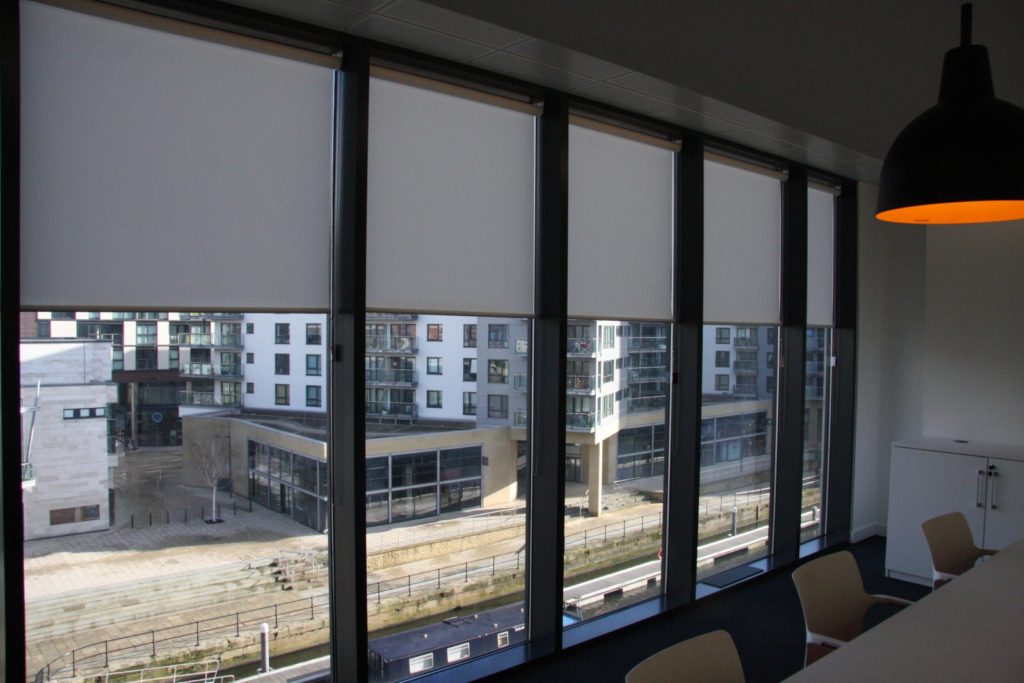 How Office Blinds can add style whilst increasing privacy & security - OBG