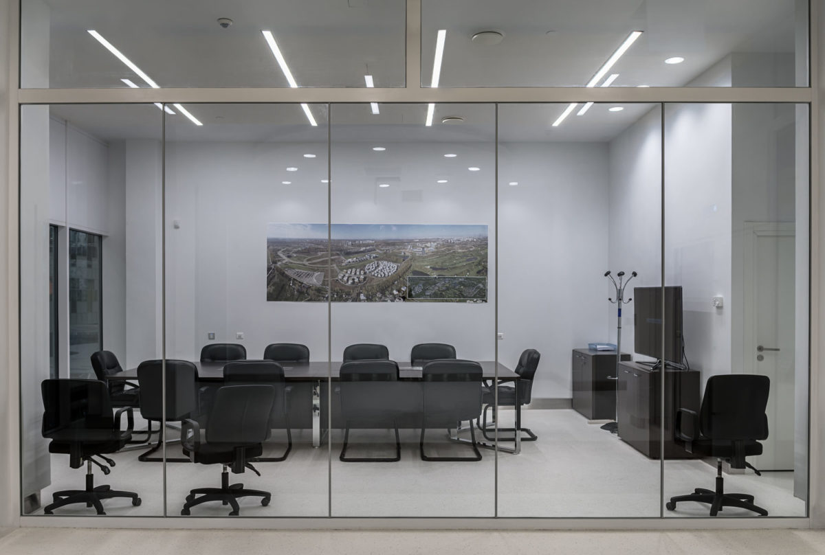 glass office partitions for a meeting room by Office Blinds & Glazing