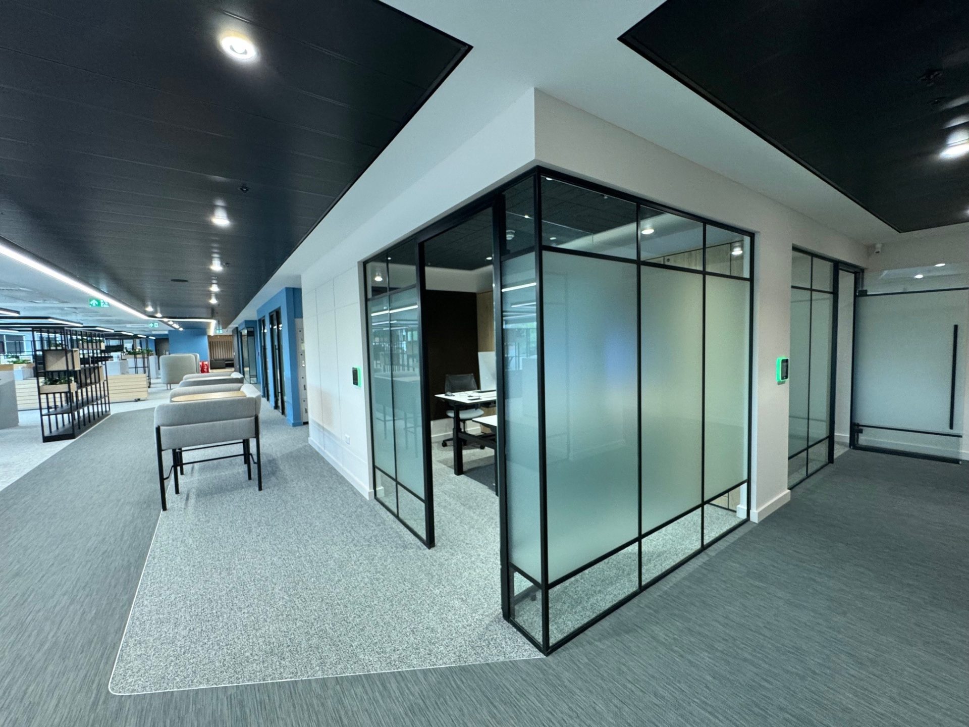 tmt-commercial-contractors-glass-partitions